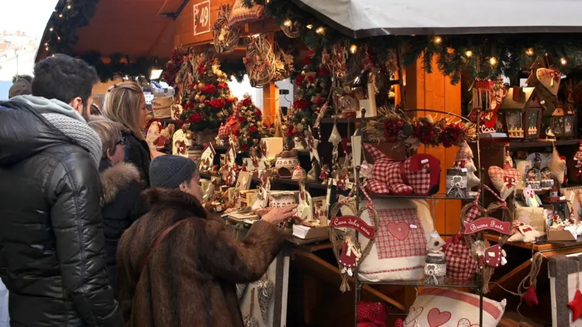 Lasorte Trieste 11/12/14 - Piazza S.Antonio, Ponchielli, Torri, Mercatino di Natale