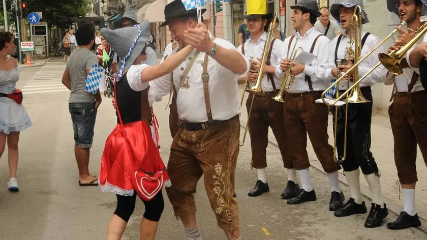 Bumbaca Gorizia 14.06.2014 Gocktober fest sfilata Fotografia di Pierluigi Bumbaca