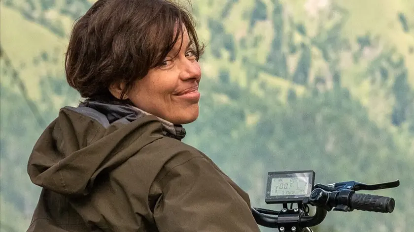 Laura Santi, giornalista di 48 anni, vive a Perugia