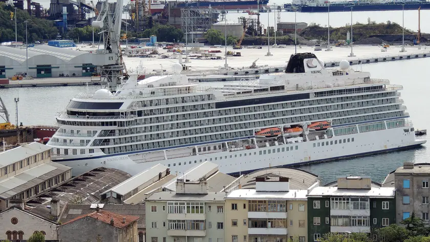 “Orion Viking” ormeggiata all’ex Arsenale, ripresa dall’alto dall’obiettivo di Andrea Lasorte