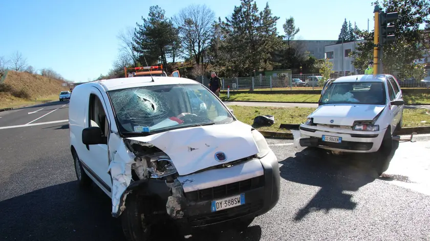 Le auto coinvolte nello schianto (Bumbaca)