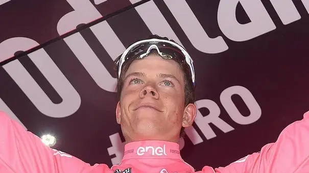 Luxembourg's rider Bob Jungels of Etixx Quick Step team wears pink jersey celebrates on the podium after the twelfth stage of the Giro d'Italia 2016, Noale to Bibione 182 km , Italy, 19 May 2016 ANSA/LUCA ZENNARO