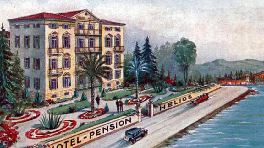Una cartolina illustrata raffigura l’Hotel Helios, uno dei grandi alberghi della Lussino ai tempi d’oro