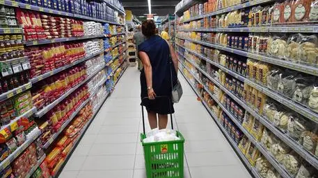 Un momento dell'apertura del supermercato Basko nel quartiere di Molassana, 14 giugno 2017 a Genova. ANSA/LUCA ZENNARO