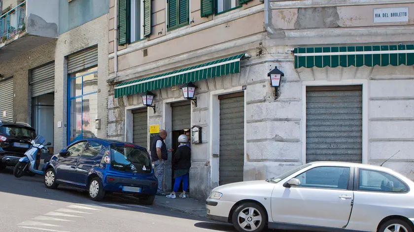 Il locale chiuso dal Questore (foto Silvano)