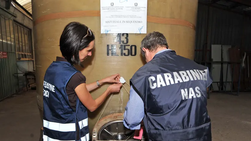 Premariacco 12 settembre 2015.Sauvignon connection controlli del NAS dei Carabinieri all'interno di una ditta in via Bombelli..Copyright Foto Petrussi / Ferraro Simone