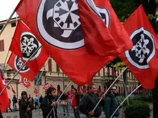 Un momento del corteo 'Italia: risorgi, combatti, vinci!' di Casapound a Gorizia, 23 maggio 2015..ANSA/CHRISTIAN SEU