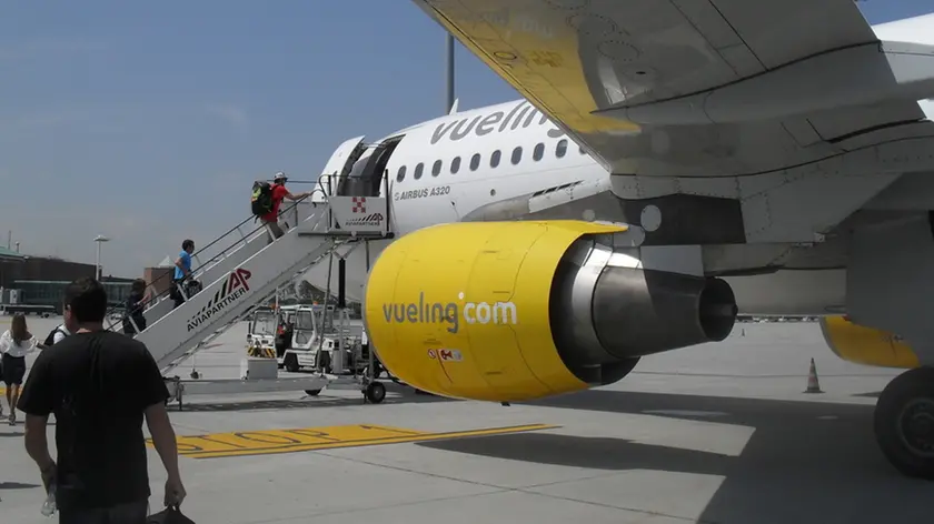 Passeggeri a bordo di un Airbus della Vueling