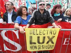 01/05/2014 Pordenone - Primo Maggio, manifestazione unitaria dei sindacati - Lavoratori Electrolux - © Errebi