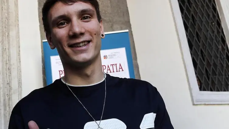 Il nuotatore Manuel Bortuzzo in Campidoglio per la cerimonia di consegna del Premio Simpatia 2019, Roma, 5 giugno 2019. ANSA/RICCARDO ANTIMIANI