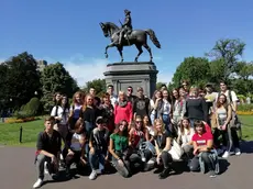 Una foto scattata qualche giorno fa a Boston per un gruppo di una trentina di studenti del Dante che si sono fermati lì per dieci giorni per un soggiorno-studio in un college