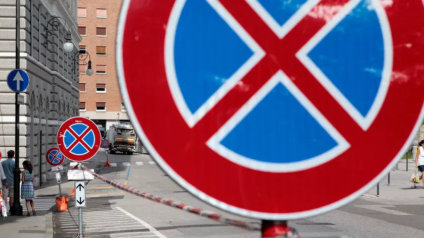 Silvano Trieste 11/07/2017 Controlli e Divieti di Sosta