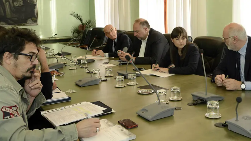 Roberto Cosolini (Sindaco Trieste), Debora Serracchiani (Presidente Regione Friuli Venezia Giulia) e Antonio Gozzi (Presidente Duferco) al Tavolo sulla situazione dell'Azienda siderurgica triestina Sertubi, promosso dalla Regione FVG - Trieste 25/11/2014