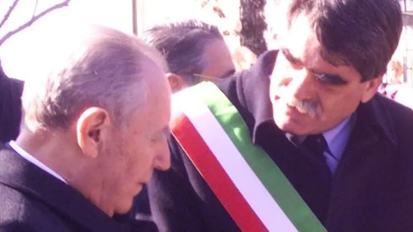 Lasorte - Visita Ciampi Collegio Mondo unito con sindaco Duino Vocci