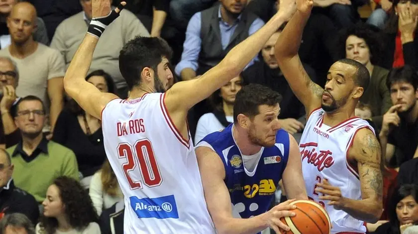 Foto BRUNI 07.01.2018 Pallacanestro ALMA- Montegranaro:Da Ros e >Bowers