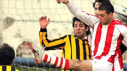 Foto BRUNI TRieste 13.11.2011 Calcio:Esperia (giallo-neri)-Primorec
