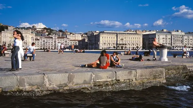 sterle trieste fiera san nicolò piazza s antonio