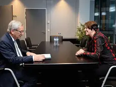 La candidata slovena alla carica di commissario europeo Violeta Bulc con Juncker (Rtvslo.si)