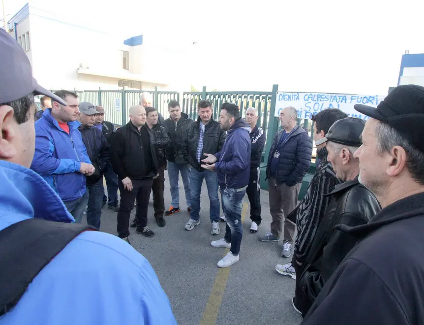 Bonaventura Monfalcone-29.03.2017 Protesta operai Finatti-Cimolai-Monfalcone-foto di Katia Bonaventura