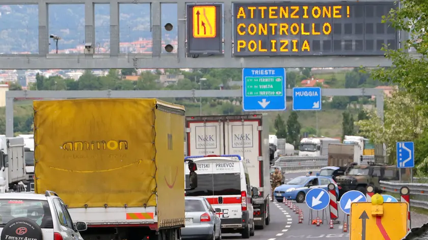 Lasorte Trieste 10/05/17 - Valico di Rabuiese, Controlli di Polizia, Esercito