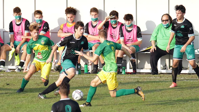 Un'immagine di gioco della partita di Eccellenza tra Sistian Sesljan e San Luigi