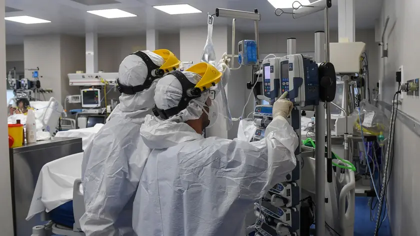 03/01/2022 Reggio Calabria. Grande Ospedale Metropolitano, reparto di terapia intensiva Covid quasi saturo di posti letto a causa dei numerosi contagi.