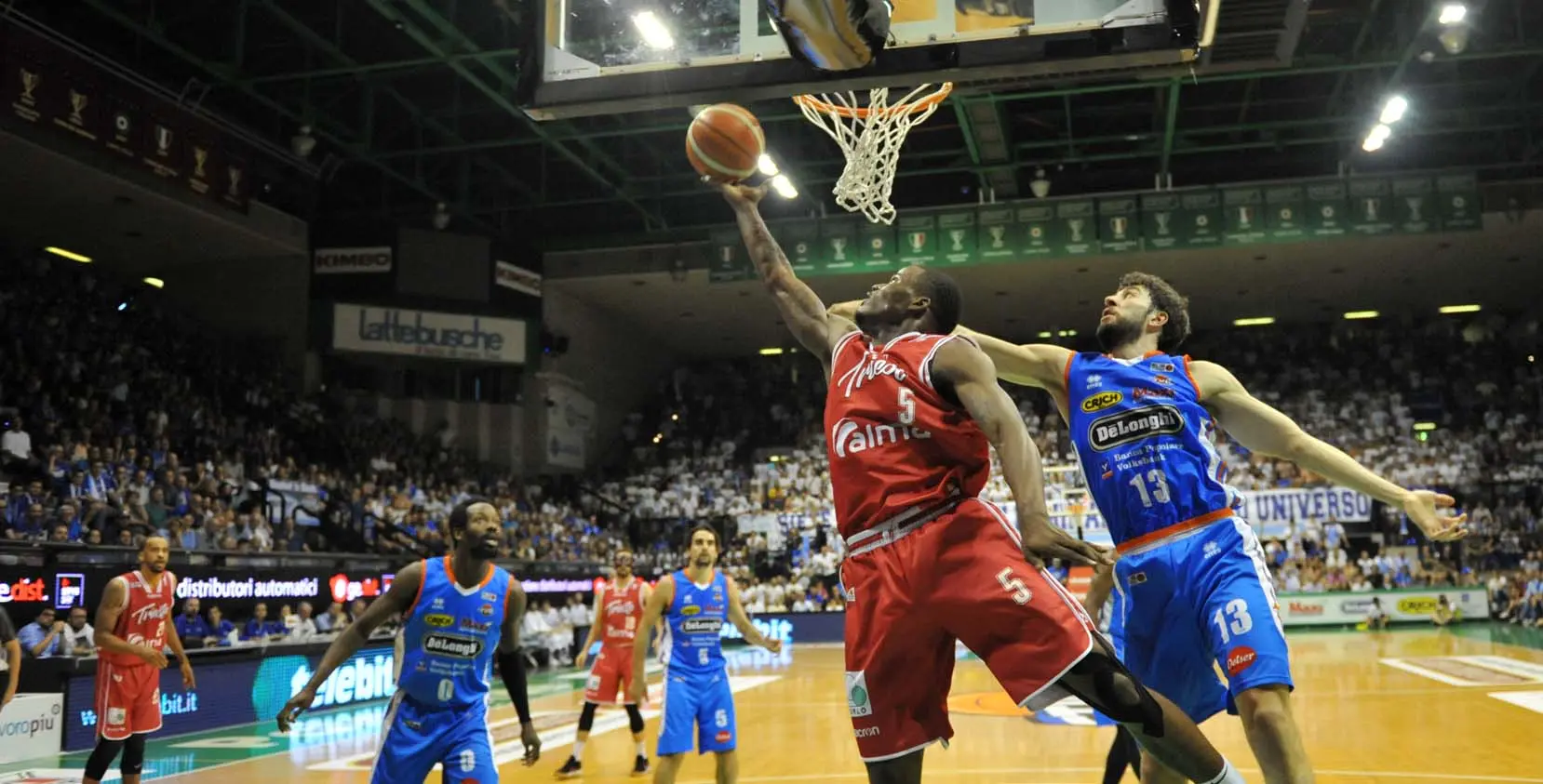 Foto BRUNI 01.06.2018 Pallacanestro- Play-off semifinali:Alma Trieste-Treviso Gara 3 -Green