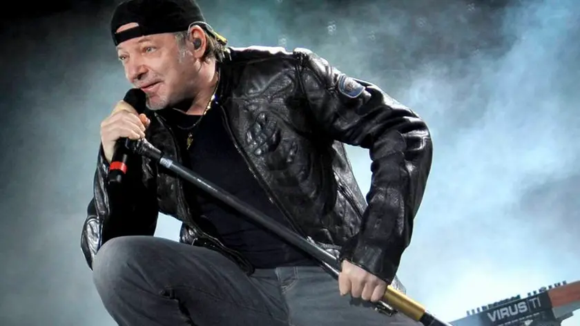 MESTRE, 11/06/2011 VASCO ROSSI HJF NELLA FOTO VASCO ROSSI FOTO:PRANDONI FRANCESCO/INFOPHOTO