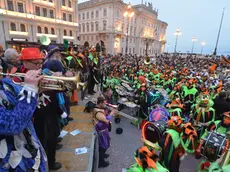 Lasorte Trieste 15/02/2014 - Sfilata del Carnevale Europeo