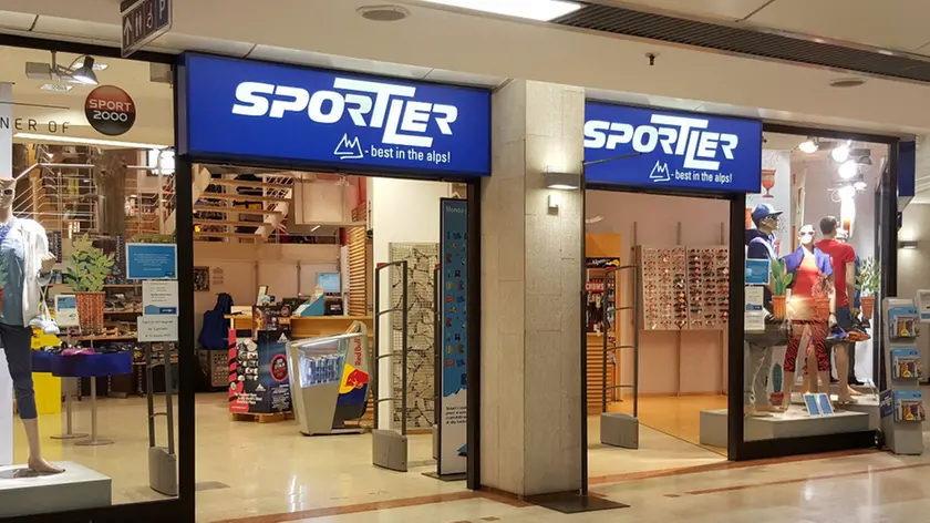 Lasorte Trieste 14/03/16 - Centro Commerciale Il Giulia, Negozio Sportler