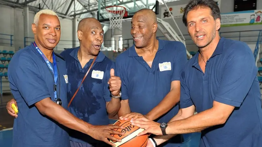 Foto BRUNI TRieste 21 06.12 Basket S.Vito camp NBA:Laurel-Jeelani-Tonut