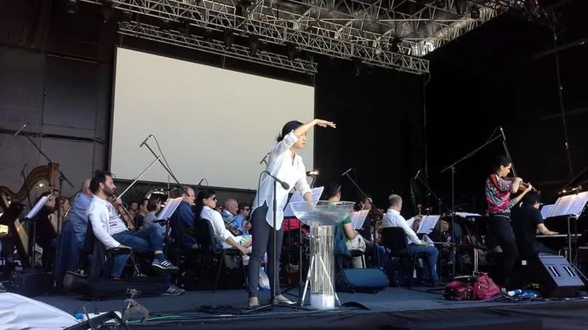 I componenti dell'orchestra durante le prove di Martial Art Trilogy