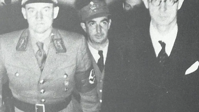 Trieste 1944. A sinistra, il supremo commissario del Litorale Adriatico, Friedrich Rainer, a destra il prefetto Bruno Coceani