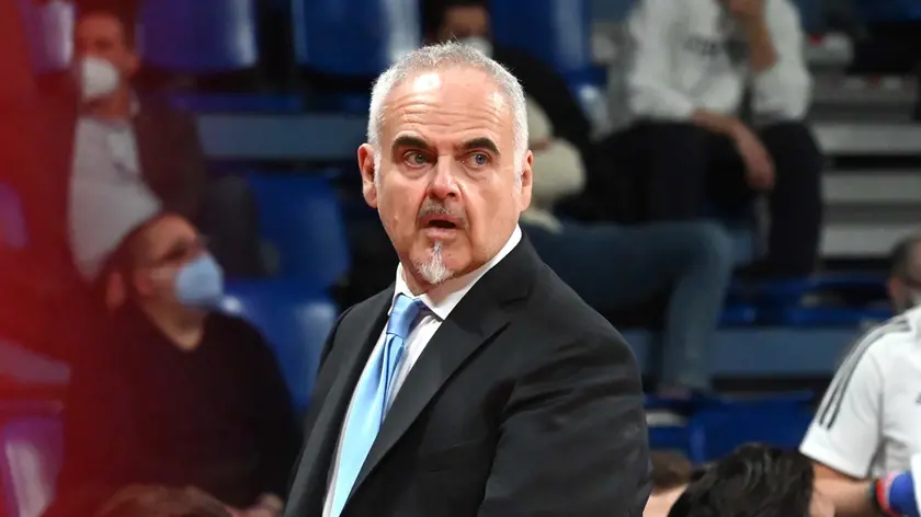 Foto BRUNI 17.02.2022 basket Final Eight: Trieste Allianza --Tortona--coach ciani