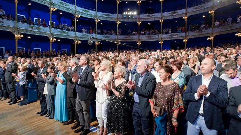 Il teatro Rossetti gremito alla scorsa edizione della "Notte degli angeli"