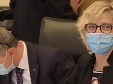 L’assessore regionale alle Finanze, Barbara Zilli, e al suo fianco il collega titolare in giunta della delega alle Risorse agroalimentari, Stefano Zannier