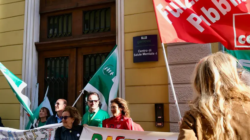 Lo sciopero di giovedì 9 maggio al Csm di via Gambini. Foto Silvano