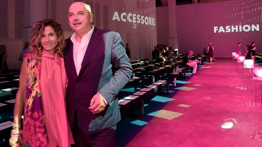L'ex sindaco Dipiazza con la nuova compagna Claudia all'ultima sfilata di ITS