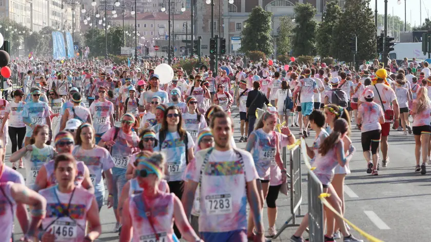 Un momento della Color Run dell'anno scorso