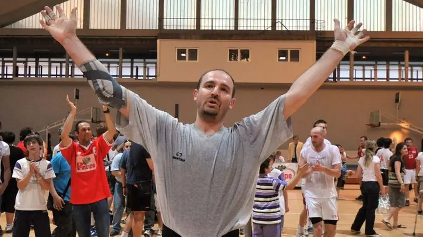 FOTO BRUNI TRIESTE 23 05 09 FINALE PLAY-OFF PALLAMANO-LA PROMOZIONE --MESTRINER