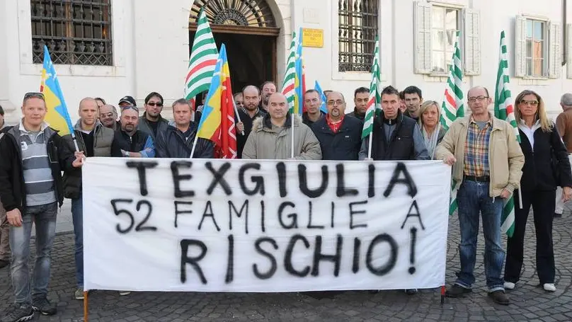 Bumbaca Gorizia 31.10.2014 Manifestazione TexGiulia davanti Municipio Fotografia di Pierluigi Bumbaca