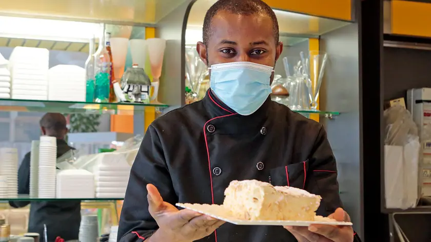 Silvano Trieste 2021-03-13 Il nigeriano che giunto a Trieste ha rilevato un bar e crea dolci