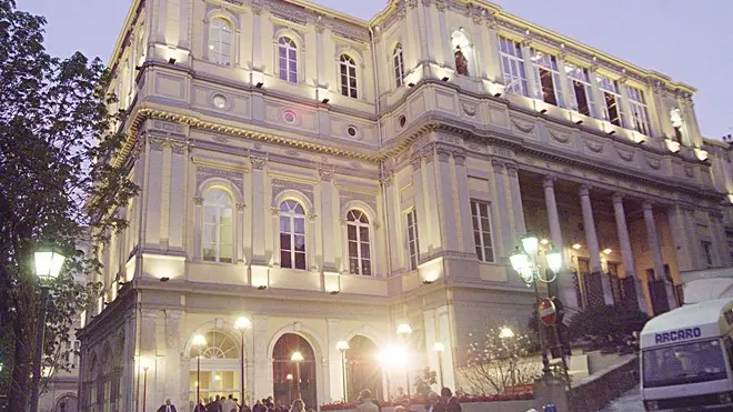 sterle trieste teatro rossetti