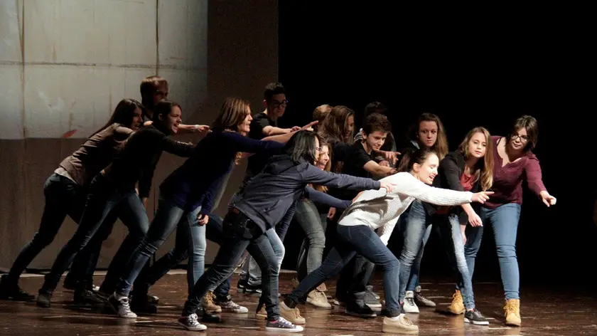 Bonaventura Monfalcone-27.11.2014 Spettacolo teatrale-Altre espressività-Teatro comunale-Monfalcone-foto di Katia Bonaventura