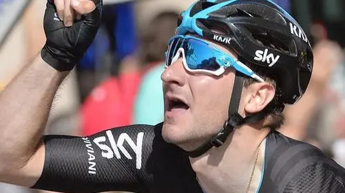 The Italian Cyclist of the Sky Team, Elia Viviani, celebrates as he crosses the finish line to win the 2nd stage of the 98th Giro d'Italia from Albenga to Genova a, 10 May 2015. ANSA/LUCA ZENNARO