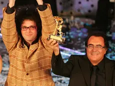 Albano (a destra) assieme a Cristicchi in un Festival di Sanremo di qualche anno fa