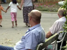 Bumbaca Gorizia Povertà, persone al parco