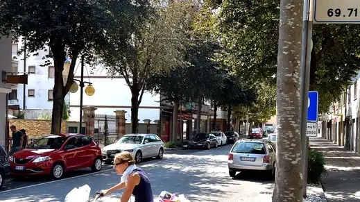 Cormons 1 Agosto 2018. Via Friuli e Via Friuli incrocio con Via Zorutti. © Foto Petrussi