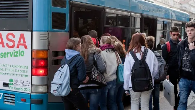 Silvano Trieste 23/03/2013 La linea 6 in via Carducci