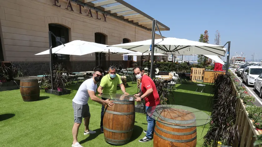 Lasorte Trieste 22/06/21 - Eataly, Allestimento nuova Pedana Esterna